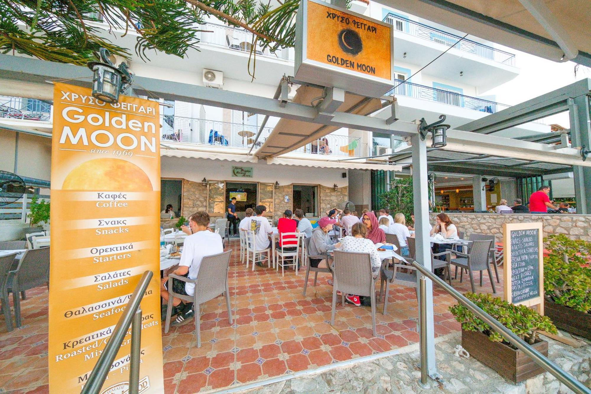 Hotel Golden Moon Tolón Exterior foto